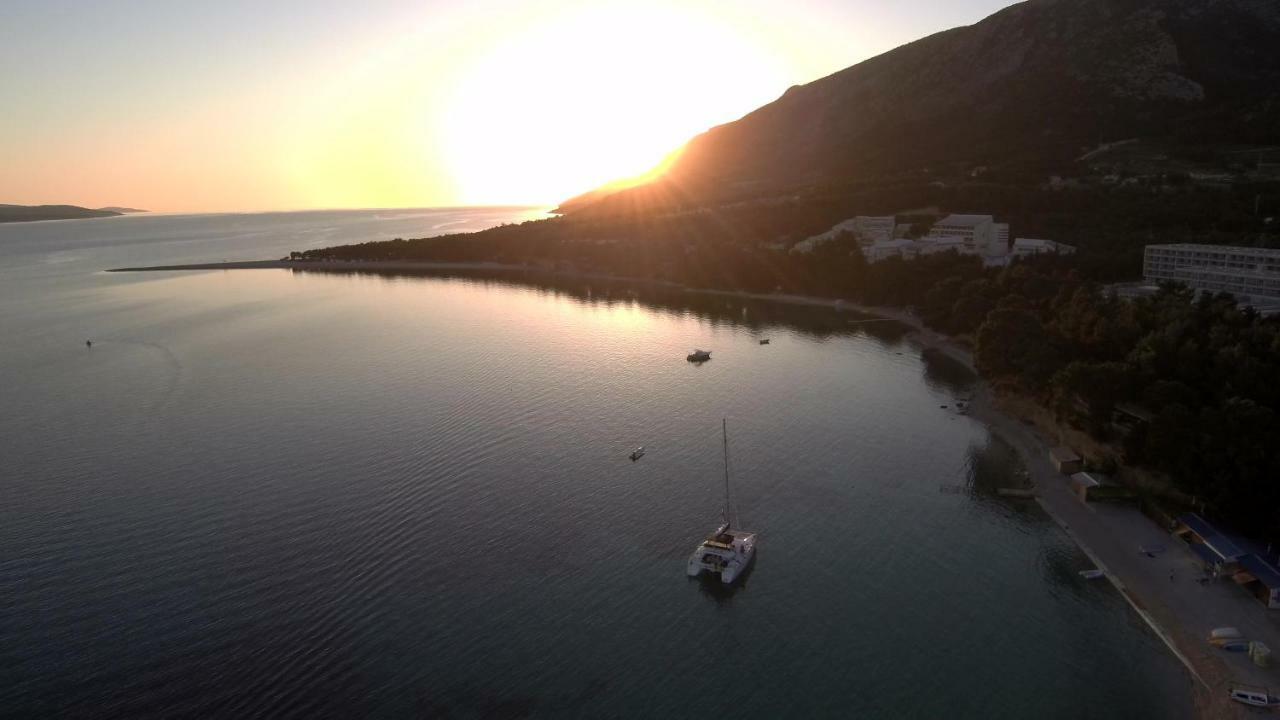 Luxury Catamaran Lagoon 42, Ac & Gn Split Exterior photo